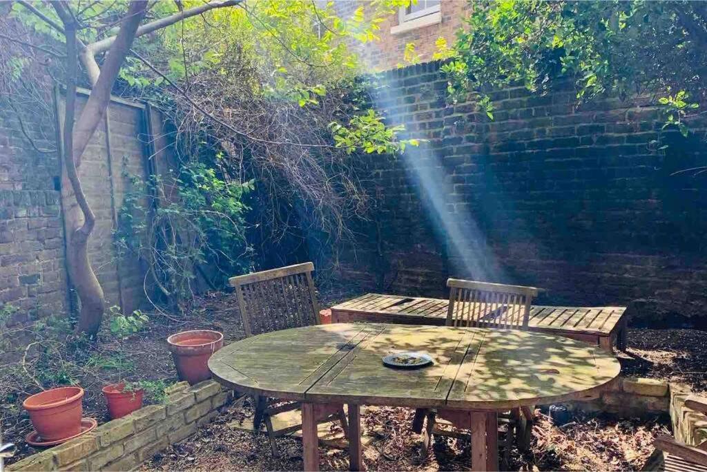 Appartamento Beautiful 2 Bed/ 2 Bath Notting Hill Garden Flat Londra Esterno foto