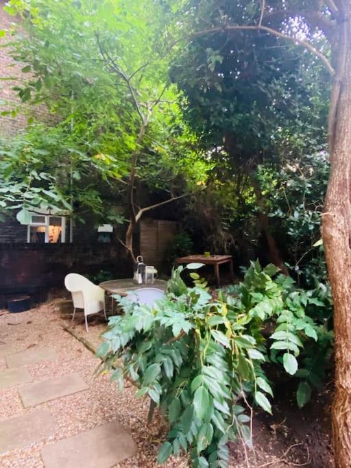 Appartamento Beautiful 2 Bed/ 2 Bath Notting Hill Garden Flat Londra Esterno foto