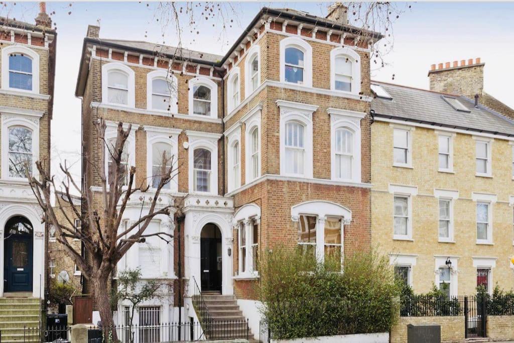 Appartamento Beautiful 2 Bed/ 2 Bath Notting Hill Garden Flat Londra Esterno foto